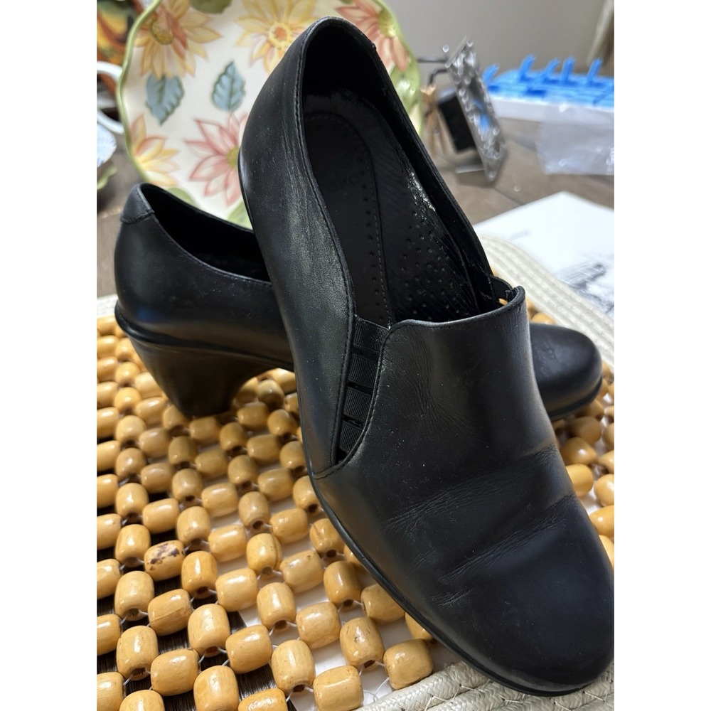 dansko 37